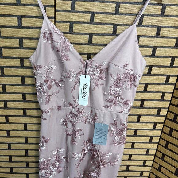 Chi Chi London Pink Lace Dress Size 6 - Picture 4 of 11